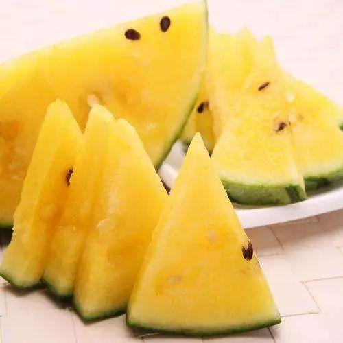 黑域吃瓜网,揭秘娱乐圈幕后真相，带你领略不一样的娱乐世界